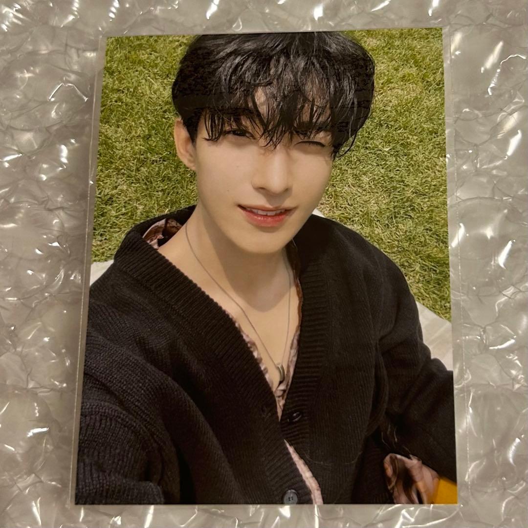 seventeen ドギョム セブチ DK attacca ユニバ 生写真