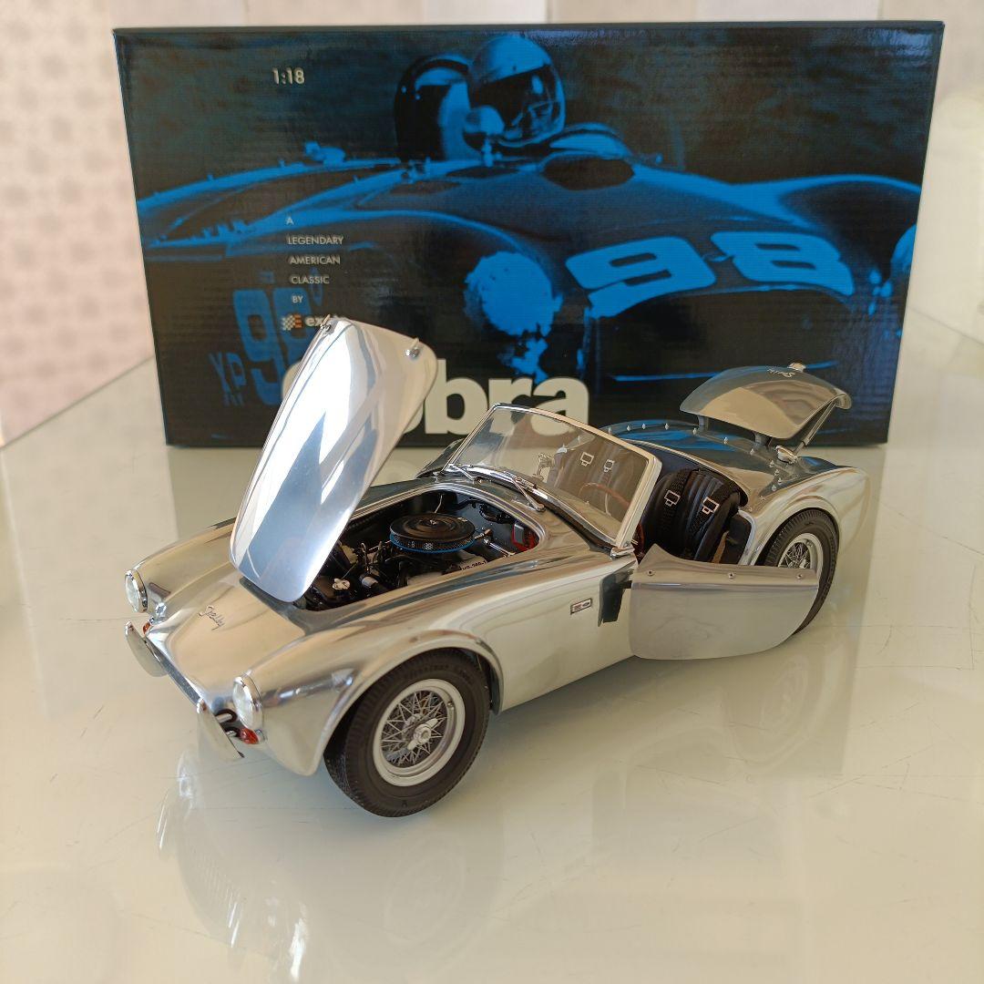 エグゾト製　シェビー　コブラ　シルバー 1/18
