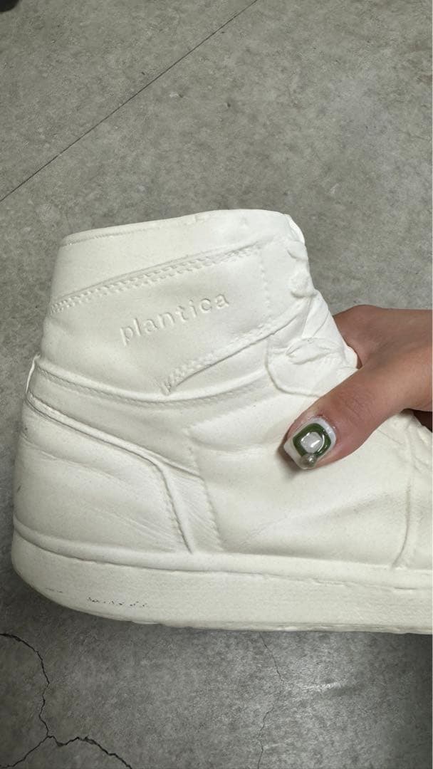 陶器 白 ジョーダン1モデル