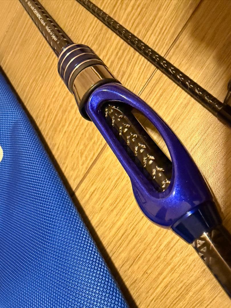 クリアブルー　クリスター 62-CRAZIST