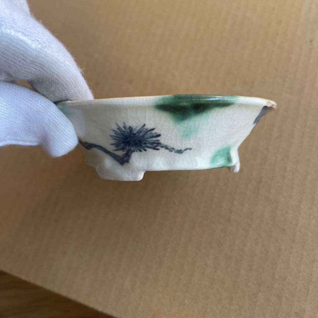 盆栽鉢　桑津香石　絵鉢　ミニ盆栽鉢　小品盆栽鉢　　　松　落款印なし