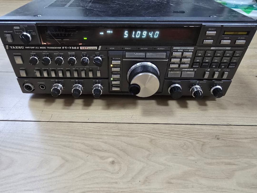 八重洲無線　V/UHFオールモード　FT-736