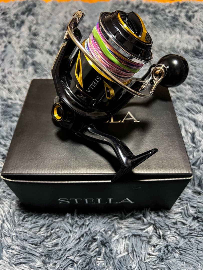 リール STELLA SW 8000HG