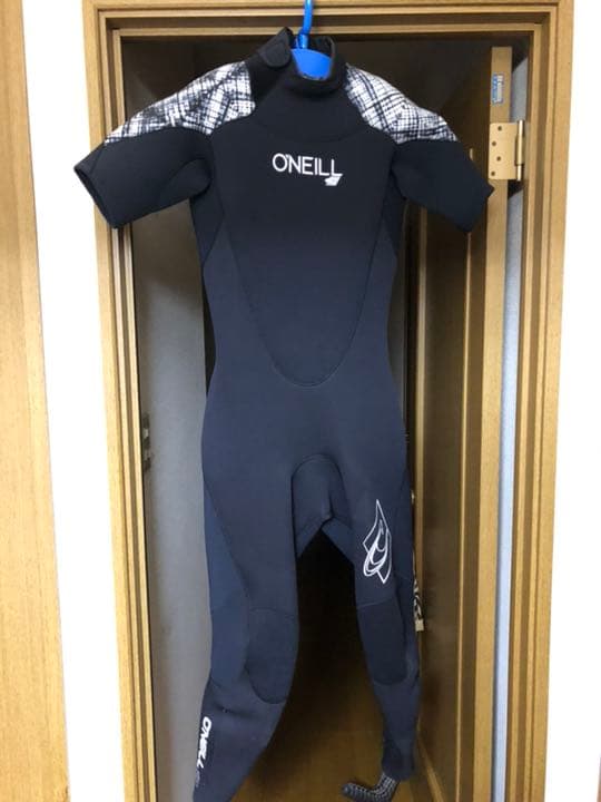 ウェットスーツ