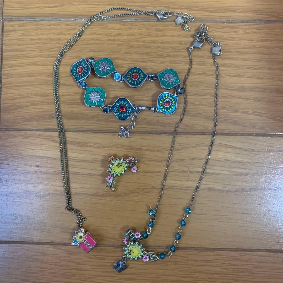 アナと雪の女王　アナ　ネックレス　イヤーカフ　ブレスレット3点セット