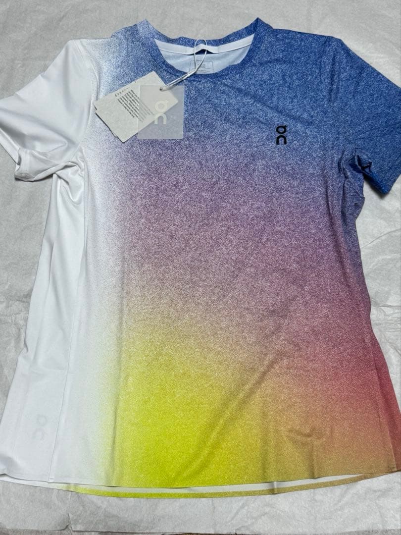 On Court-T テニスウェア ホワイト インディゴ Mサイズ