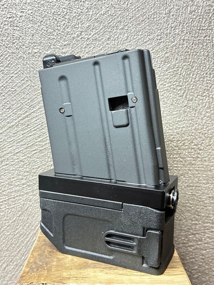 R7-35 東京マルイ GBB M4 マガジンアダプター 外部ソース仕様
