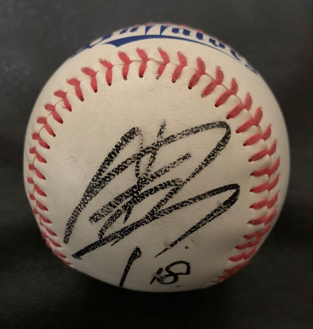 オリックスバッファローズ　山本由伸　球団ロゴ入り直筆サインボール