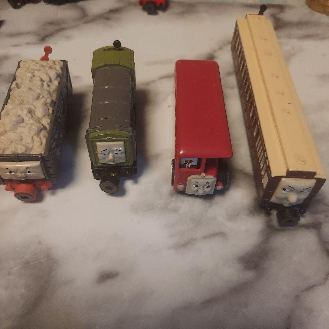 トーマス　バーディー