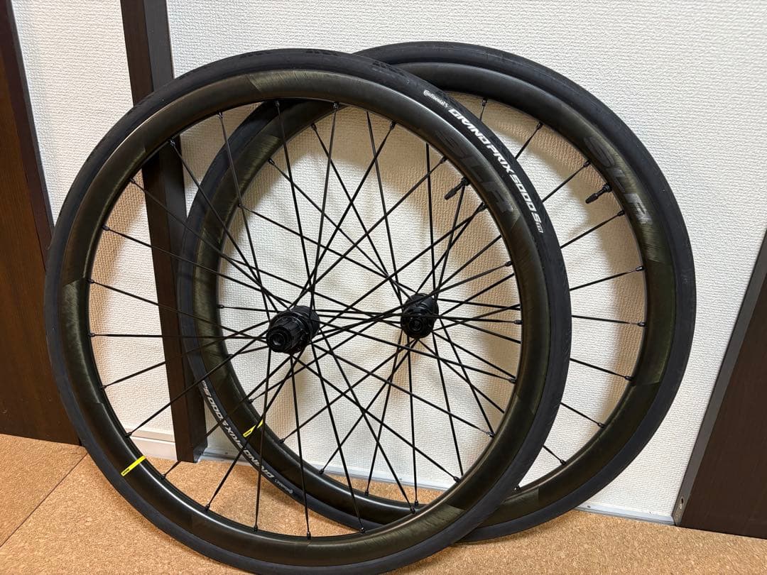 C*E様 Mavic cosmic SLR 32 disc ホイルバック付属