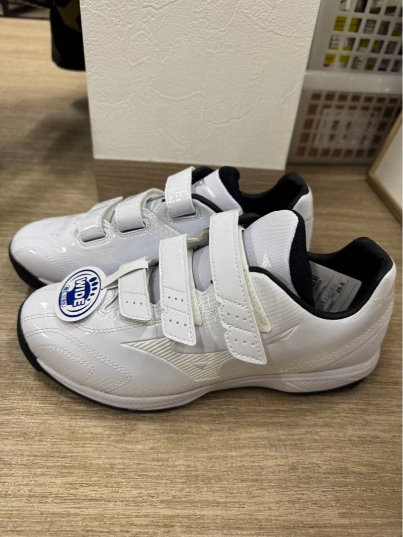 トレーニングシューズ MIZUNO ミズノ 11GT222001 25.5㎝