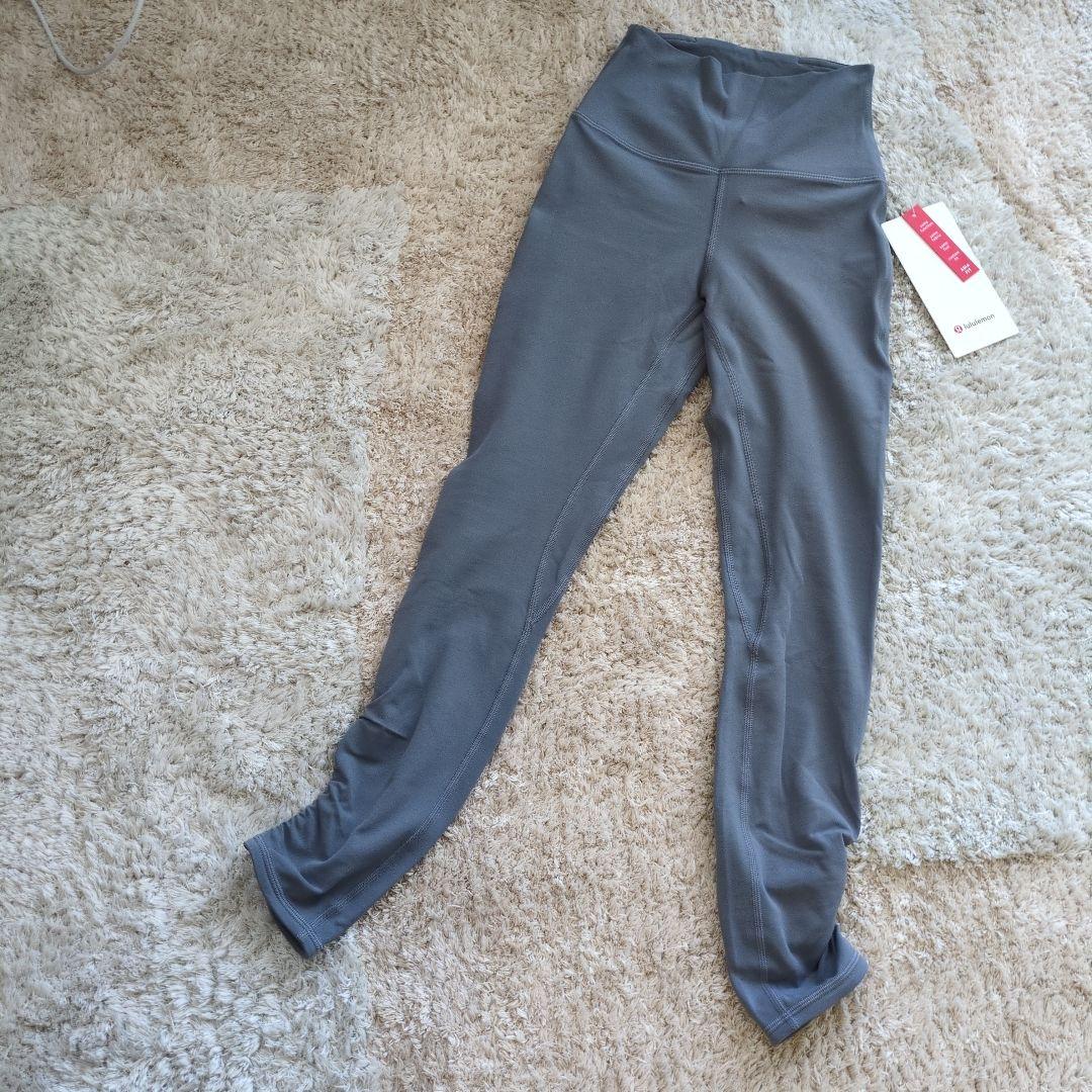 新品未使用タグ付き✨️Lululemon ハイウエスト ブルーグレー レギンス