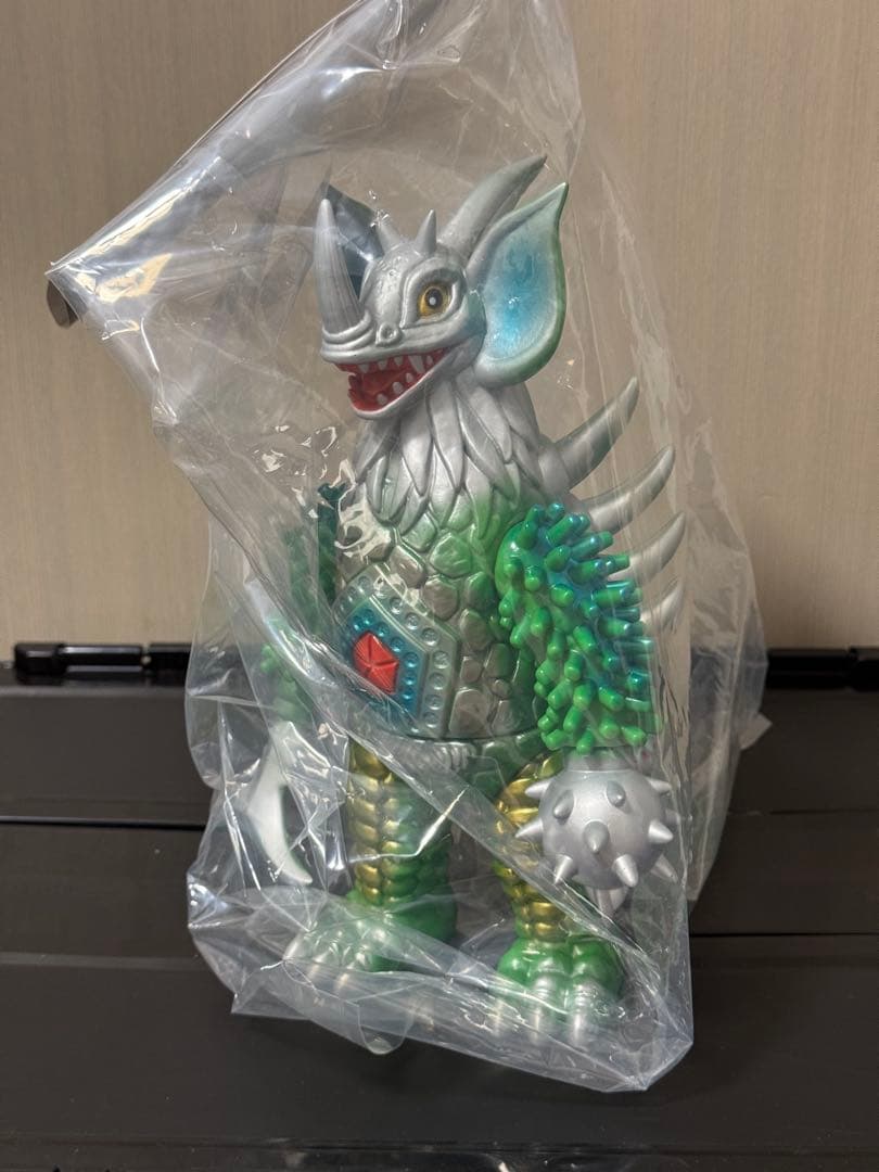 MAT(MONSTER ART TOY)シリーズ MAT タイラント ソフビ