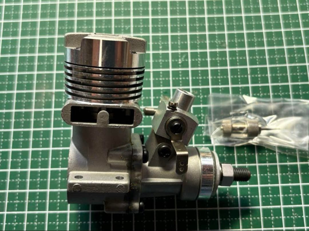 ラジコンエンジン　エンヤ19-Ⅵ BB