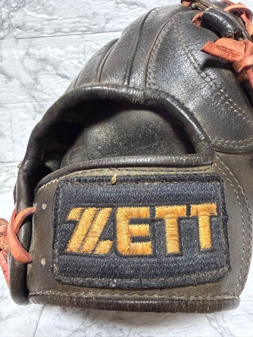 野球　内野手用　右グローブ軟式