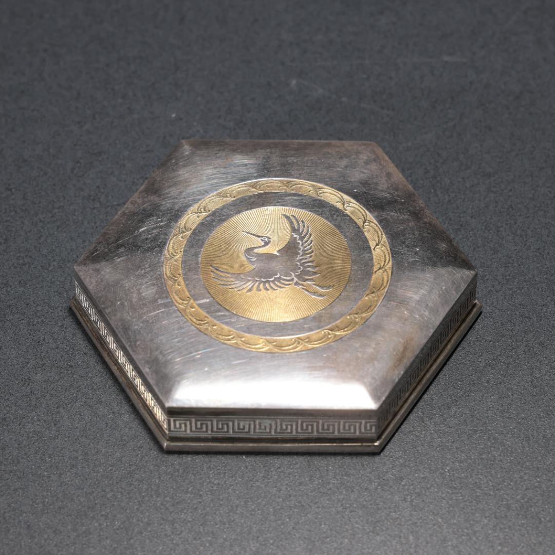 ボンボニエール　六本足六角形行器形飛鶴文 　R1237て