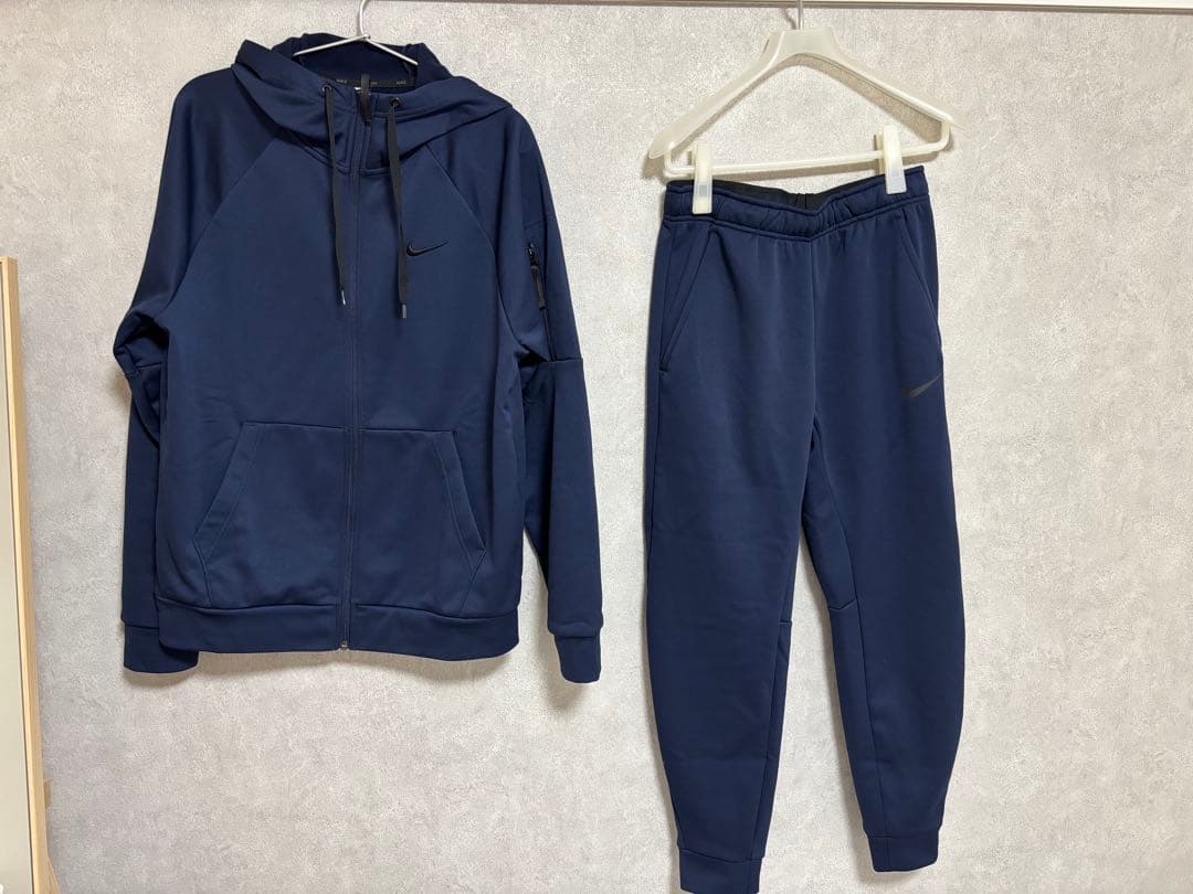 【未使用】Nike Therma-Fit ジャージ上下セット ネイビー