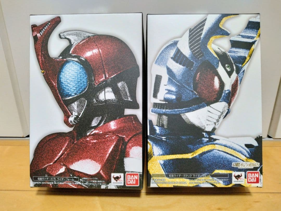 真骨彫　仮面ライダーカブト＆ガタック