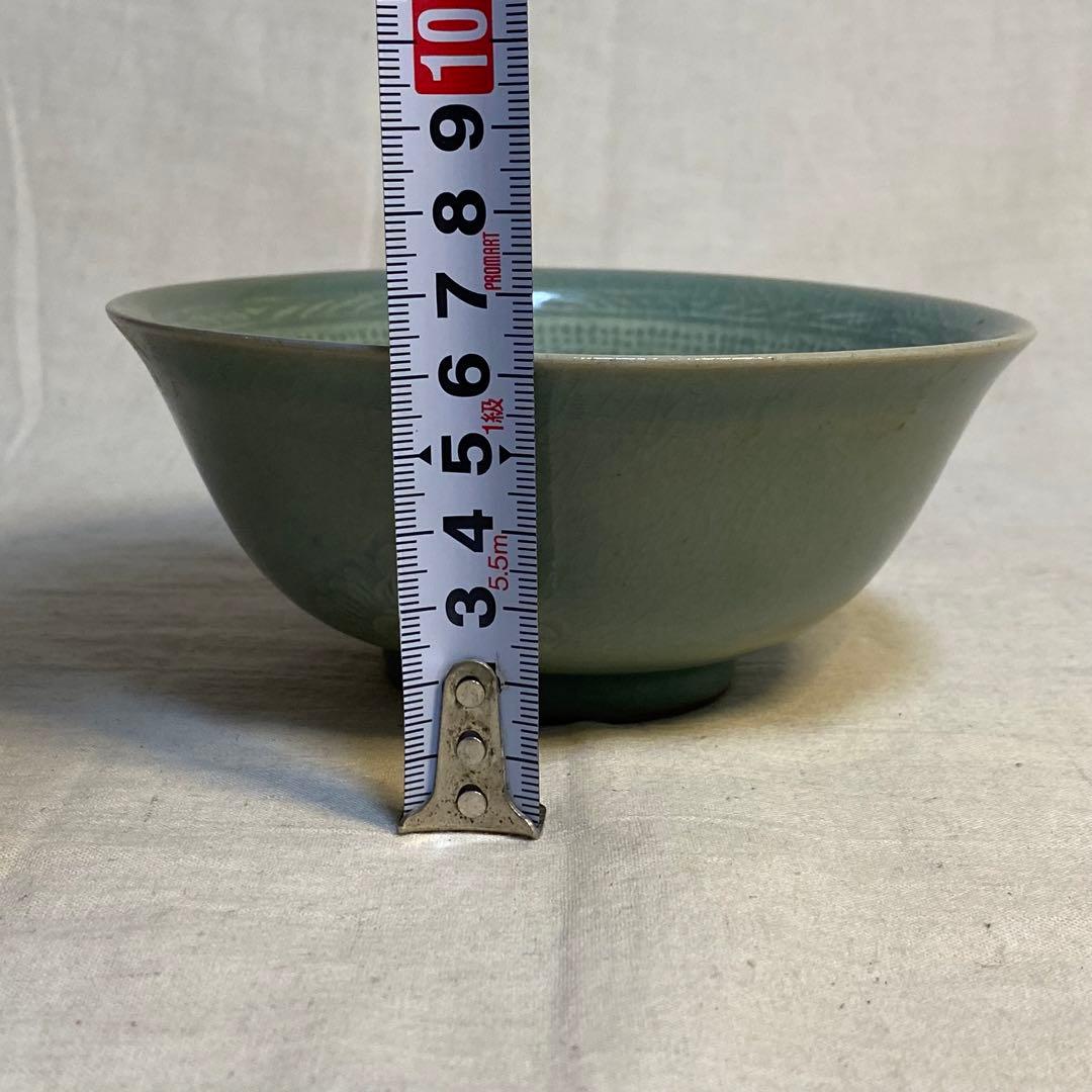 青磁　茶碗　白象嵌　菊花紋　高麗青磁　流谷　朝鮮・韓国⑤