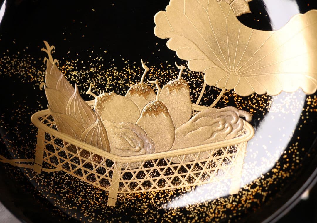 【CM411】天然木漆塗 加賀蒔絵 蓮と野菜金蒔絵 黒煮物椀 二客 漆器 昭和期