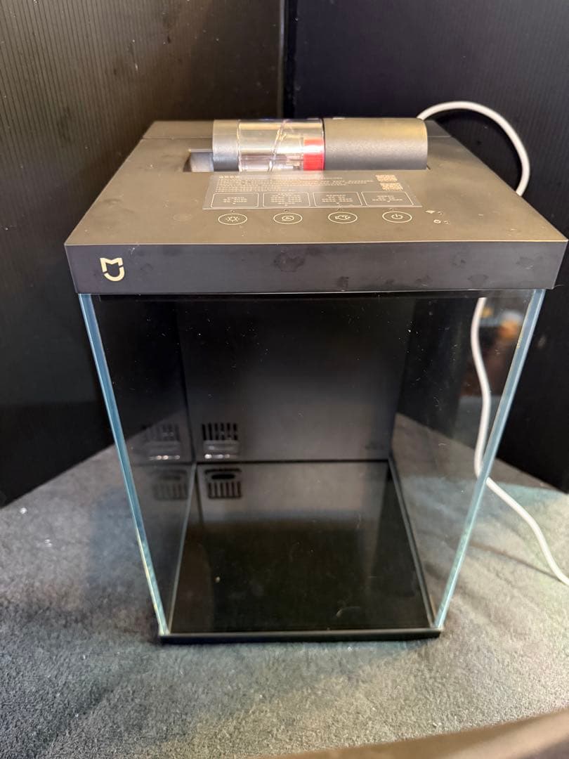 スマート水槽　アプリ制御