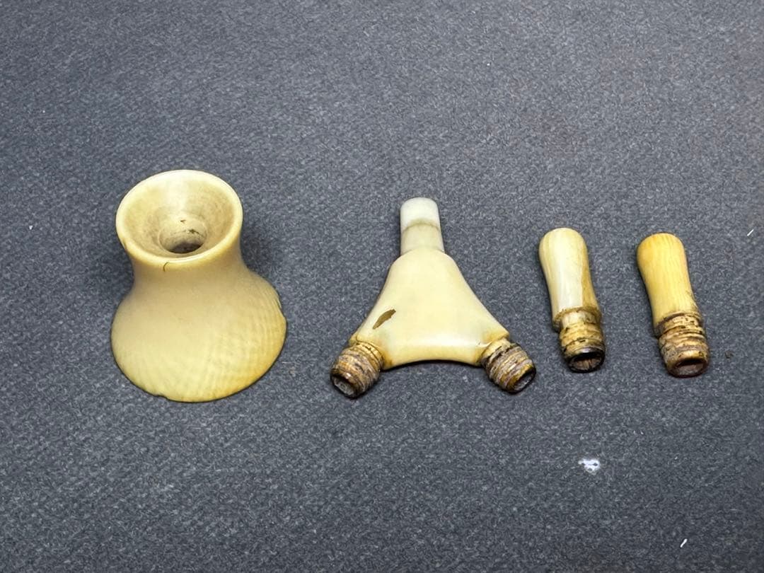 極上　戦前　聴診器　根付　天然素材　アンティーク　骨董　飾り物　細密細工　彫刻