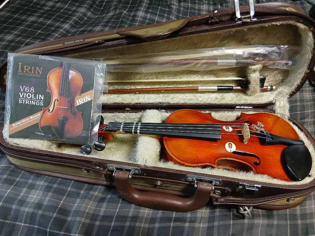 鈴木バイオリン 1/16 No200 SUZUKI　新品弓　新品弓 ケース 付き