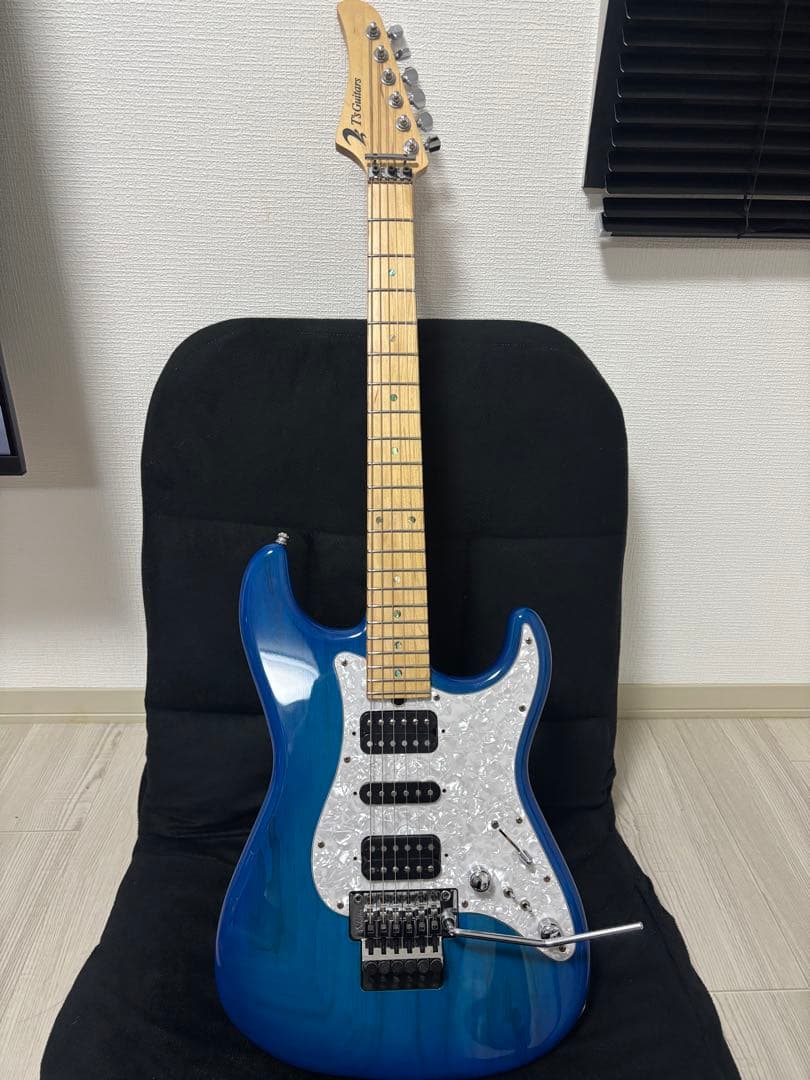 t's guitars リバースヘッド　春畑道哉