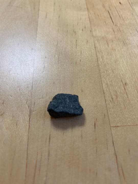 隕石と思われる石　パワーストーン