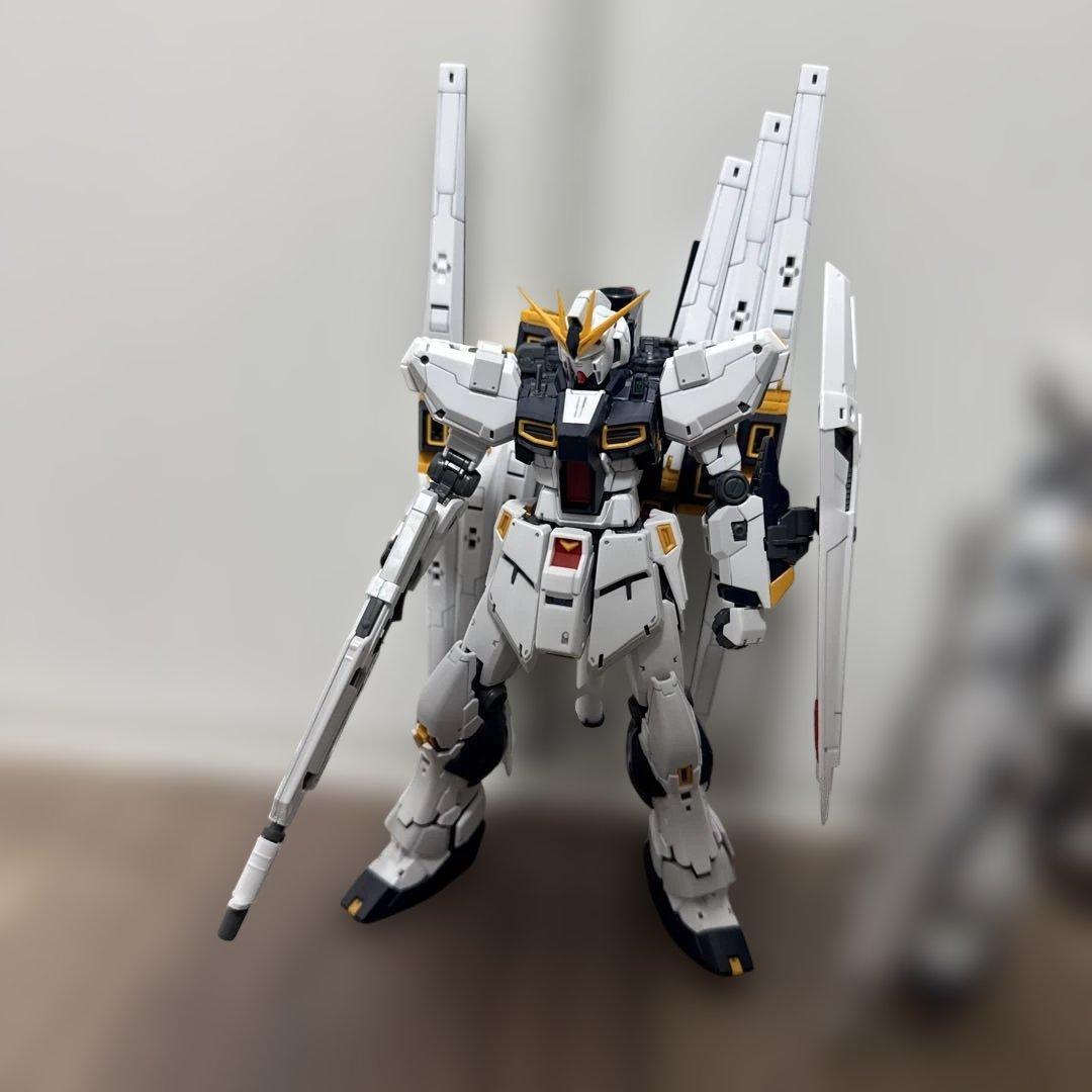 プレバンRGνガンダム2体＆RGサザビー完成品セット