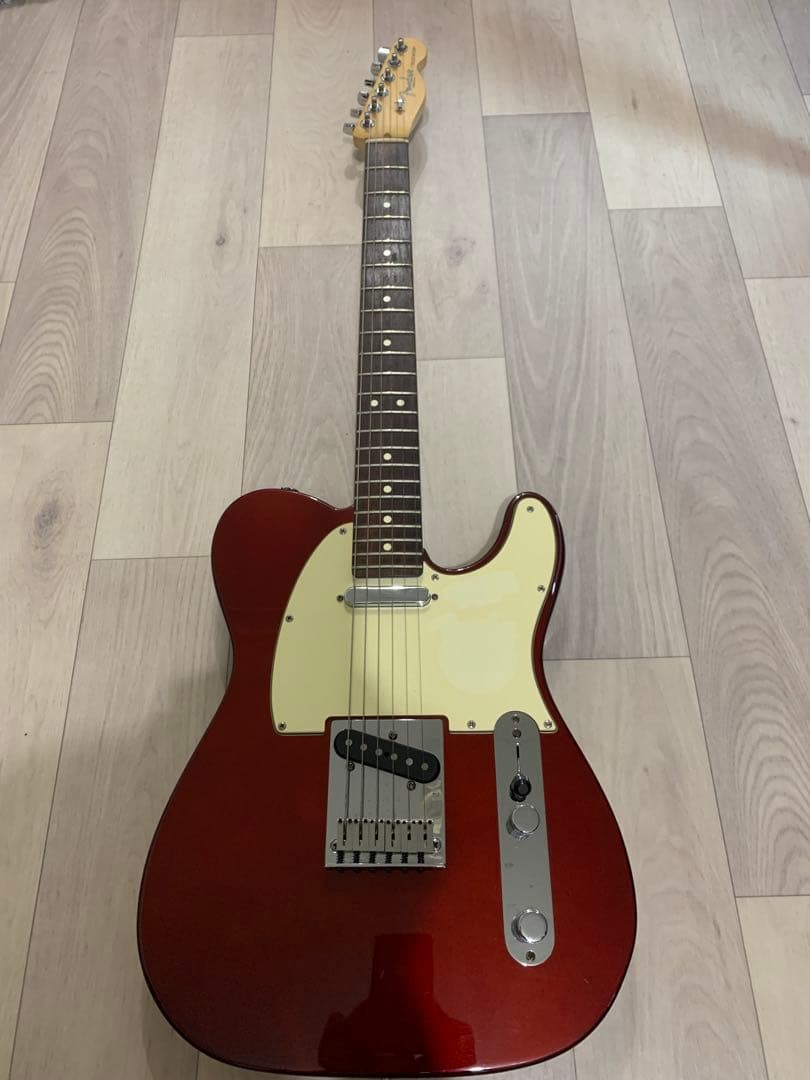 Fender USA テレキャスタースタンダード　赤　ハードケース付