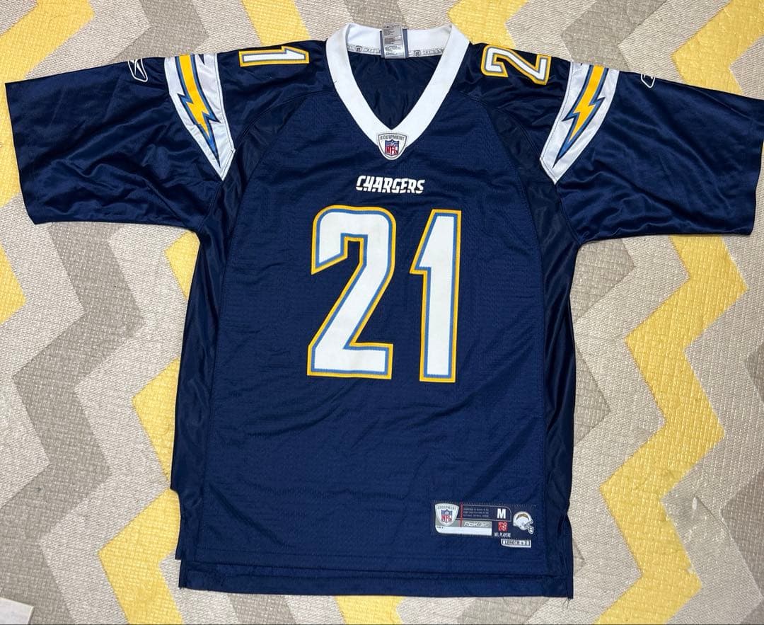 【チャージャーズ】【21永久欠番 トムリンソン】 公式ユニフォーム Mサイズ