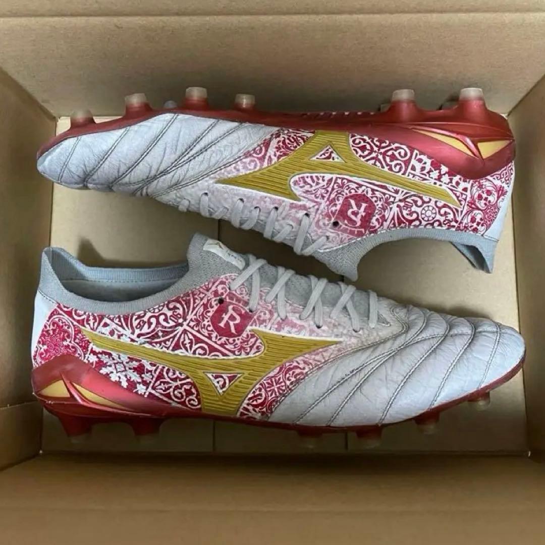 ミズノ　モレリアネオ4β　セルヒオラモス