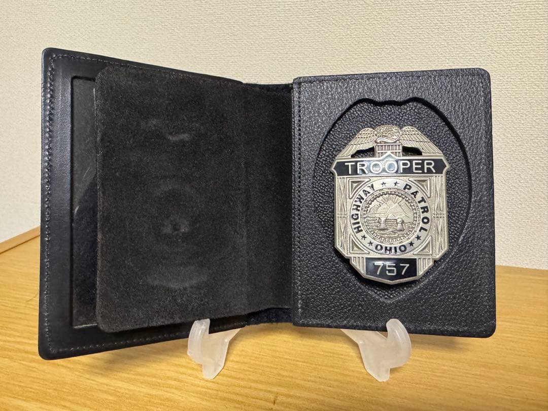 州警察バッジ付きレザー手帳