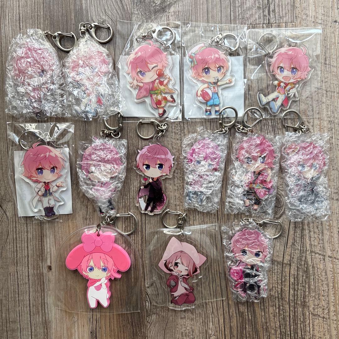 すとぷり　さとみくん　アクリルキーホルダー　ラバーキーホルダー