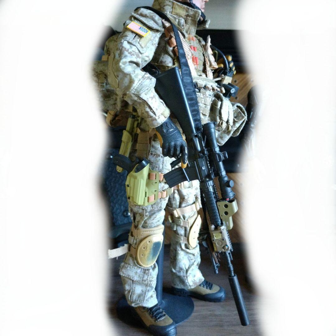 リアルミリタリーフィギュア 迷彩装備 1/6