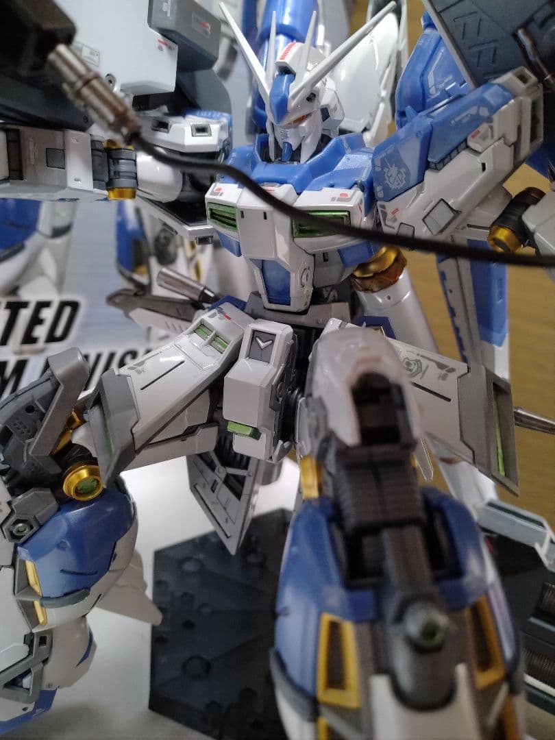 【RG】【ハイニューガンダム＆ハイパーメガバズーカランチャー】【完成品】