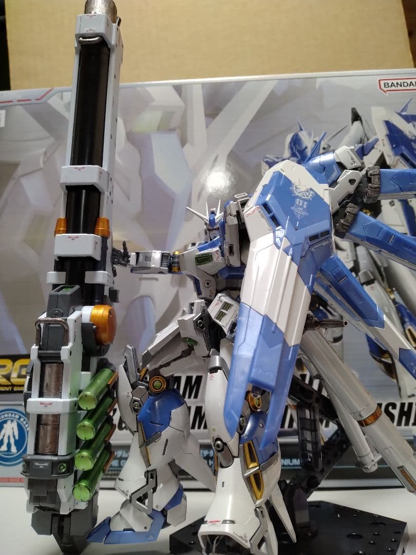 【RG】【ハイニューガンダム＆ハイパーメガバズーカランチャー】【完成品】