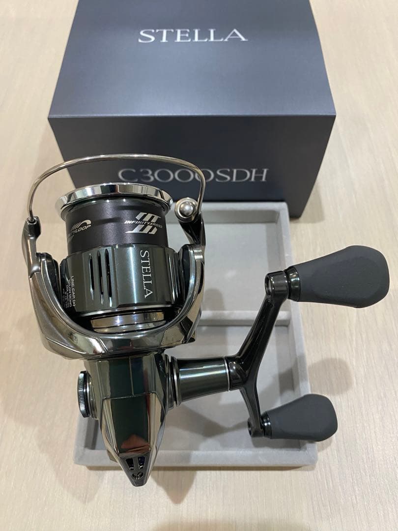 【極美品】シマノ ステラ C3000SDH