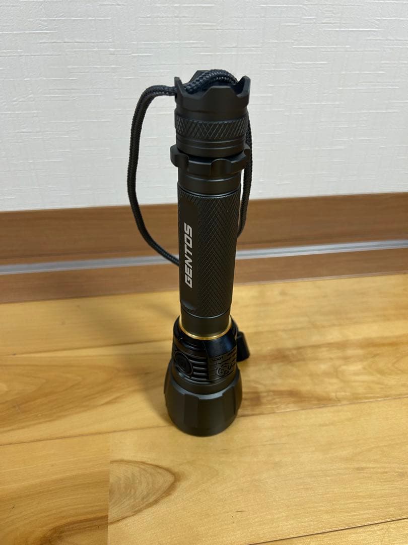 GENTOS 懐中電灯 LEDライト 充電式　UT-3200H
