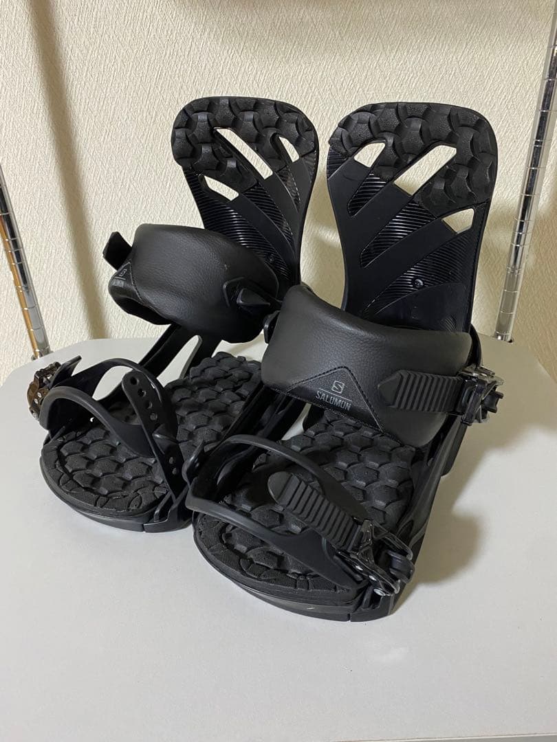 SALOMON スノーボードビンディング RHYTHM Sサイズ
