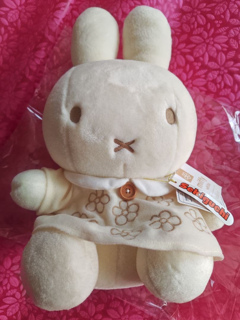 miffy whiteシリーズ ミッフィー 花柄ドレスM ぬいぐるみ ④