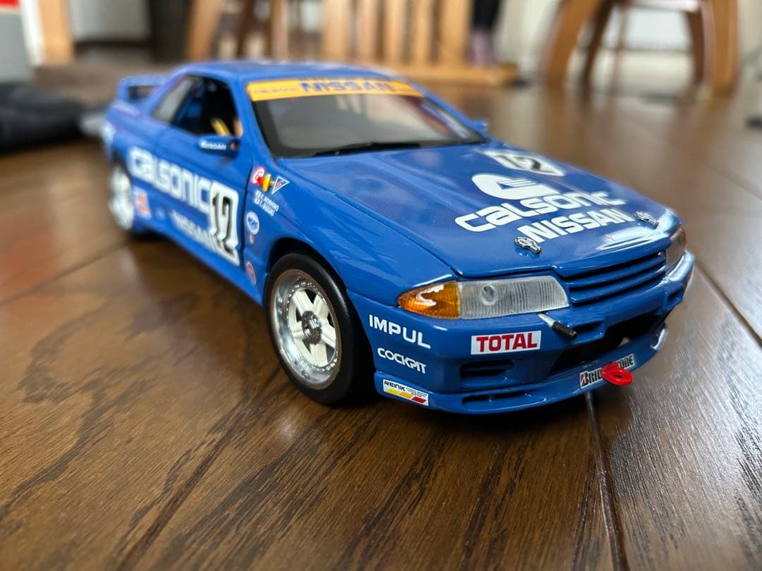 R32 GT-R ダイキャストミニカー 1:18 10周年記念モデル