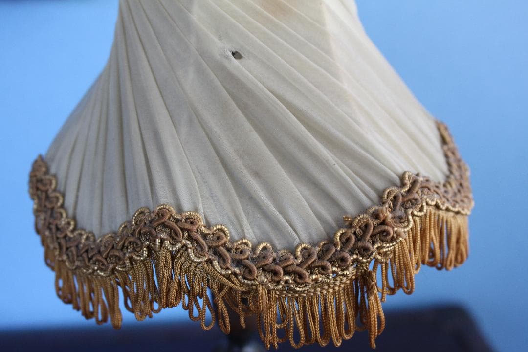 品番a-0331 antique電気スタンド　照明　灯り　デスクスタンド　レトロ