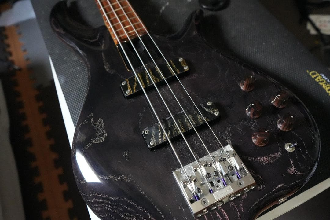 ベース F Bass bn-4 1993