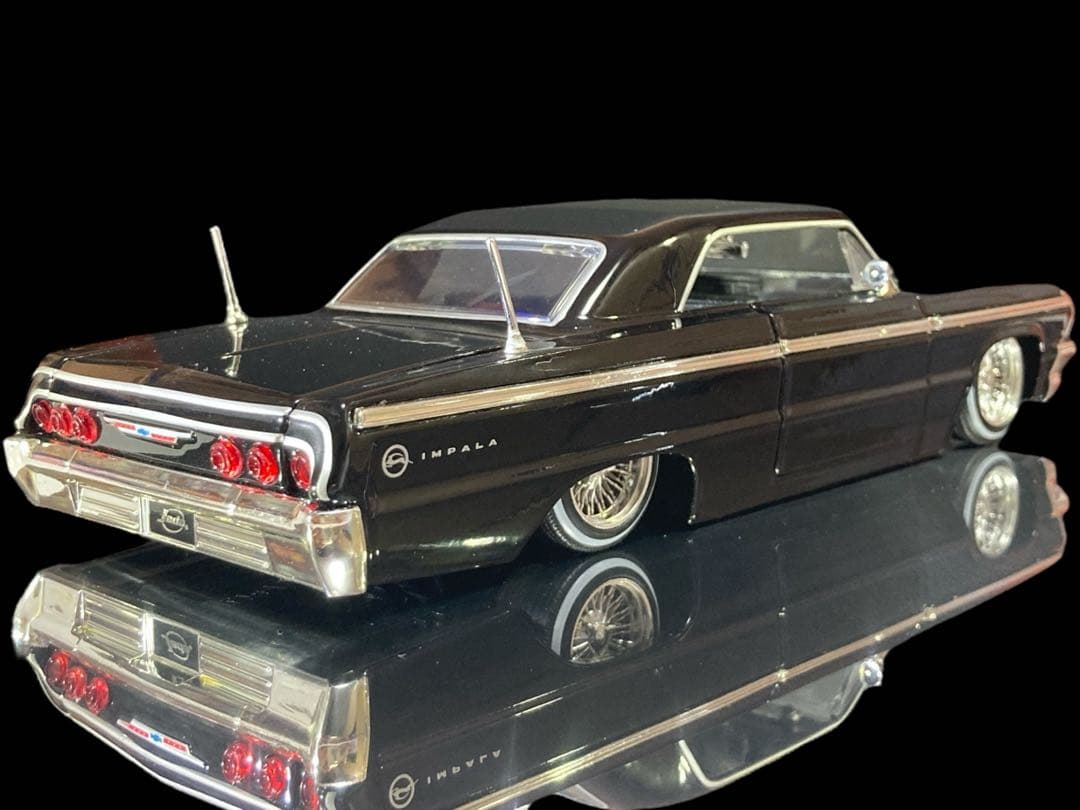 Jada Toys《 '64 シボレー インパラ ローライダー 黒 》 #開封品