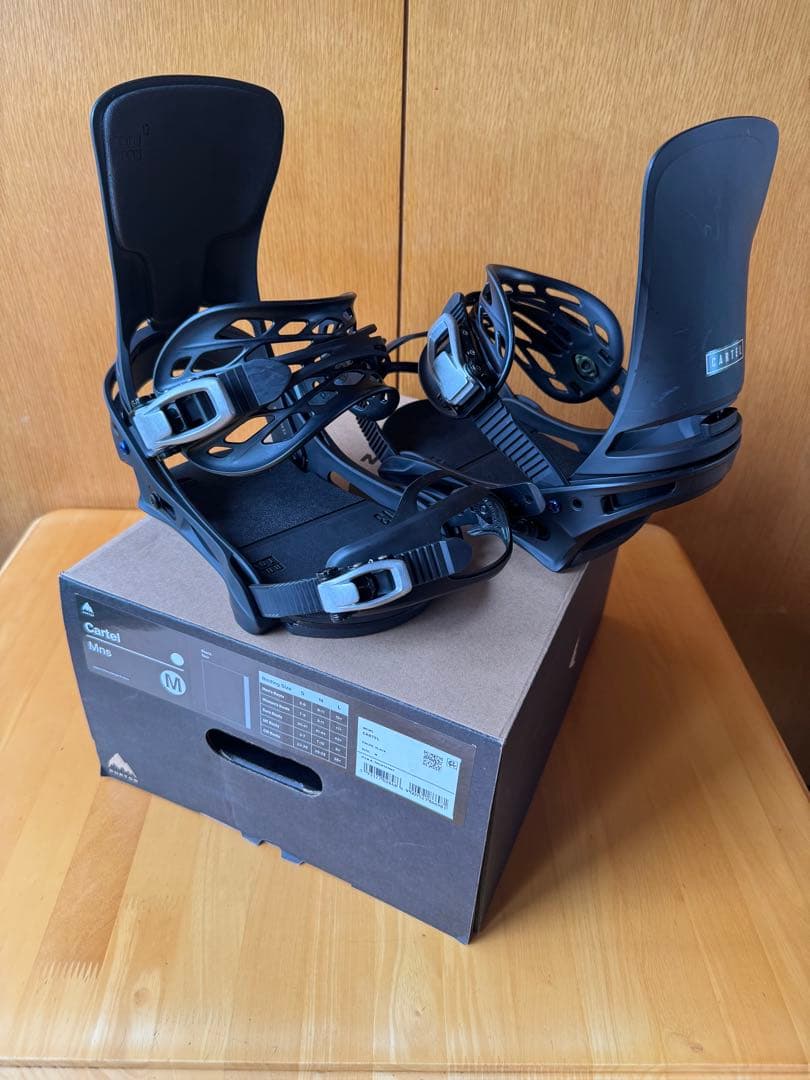 未使用品に近いBurton Cartel ビンディング Mサイズ ブラック