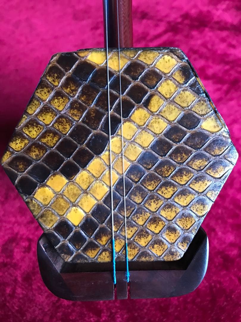 二胡★最上級アフリカ小葉紫檀★錦蛇皮★蘇州科韻・李玉貴★十年保証★必需品揃い