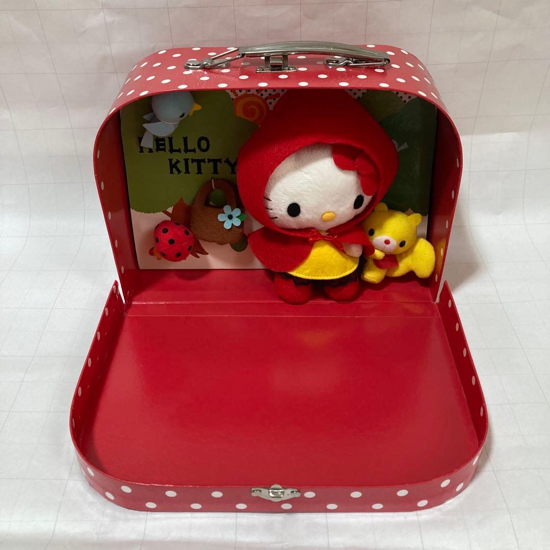 ハローキティ 赤ずきん ぬいぐるみ マスコット ケース付き