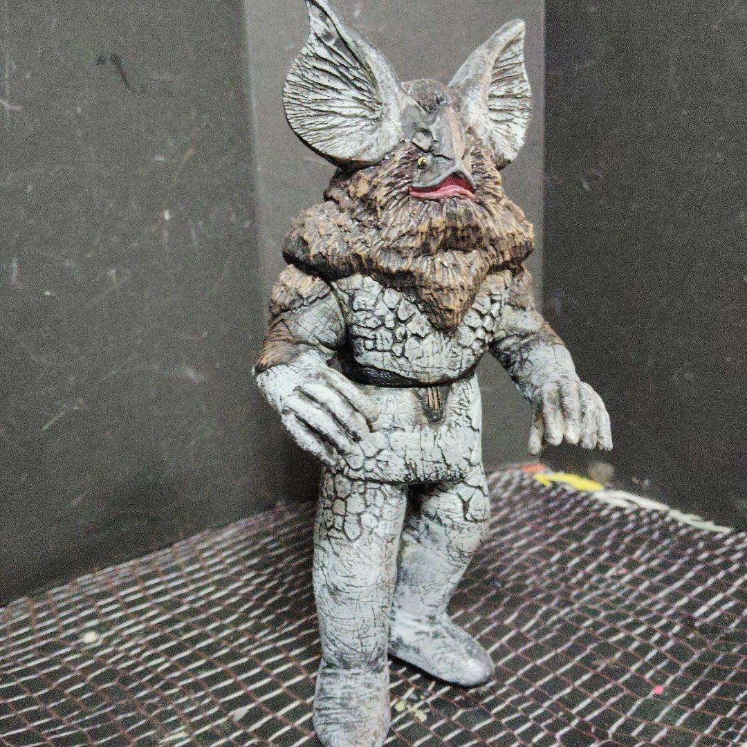 ウルトラ怪獣旧型絶版ソフビイカルス.メトロン星人（Ｎo2693ni2644th）